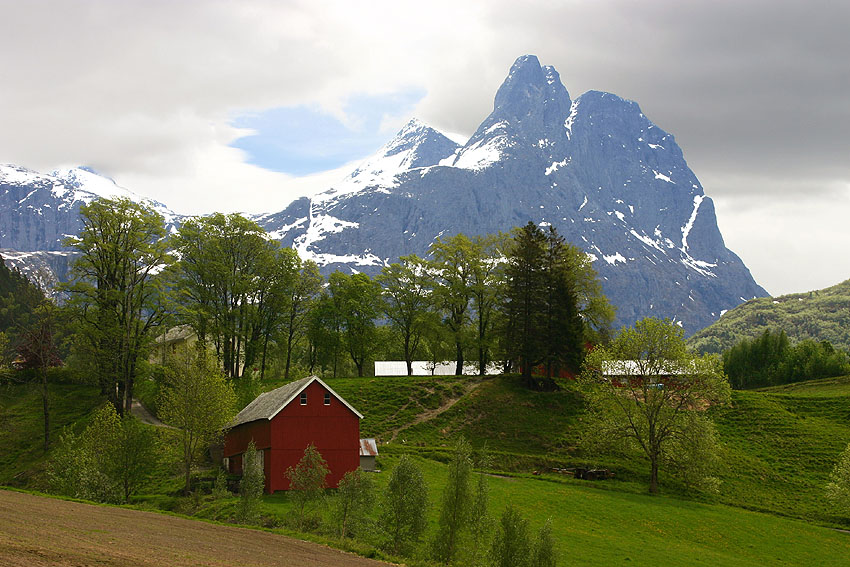 CRUCEROS NORUEGA VIAJES ESCANDINAVIA CRUCEROS NORTE EUROPA CREUERS FIORDOS NORWAY FJORDS